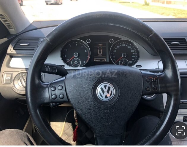Volkswagen Passat-2