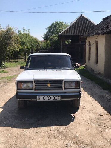 LADA (VAZ) 2107-1