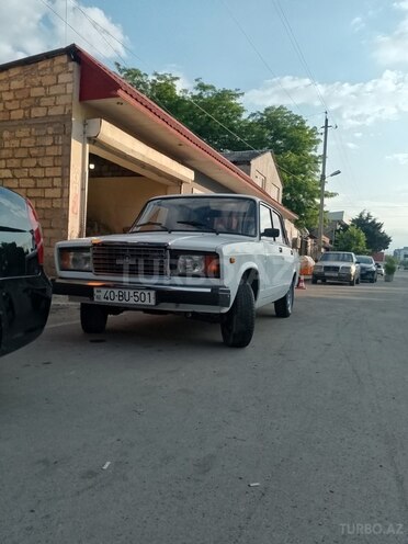 LADA (VAZ) 2107-1