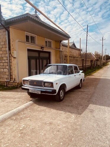 LADA (VAZ) 2107-5