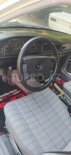 Mercedes 190-14