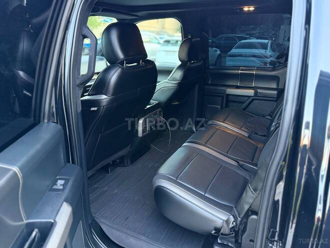 Ford F-150-10