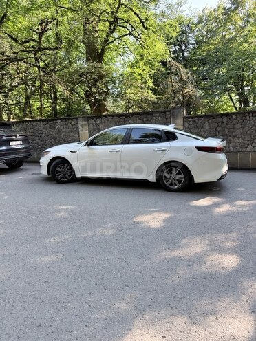 Kia Optima-8