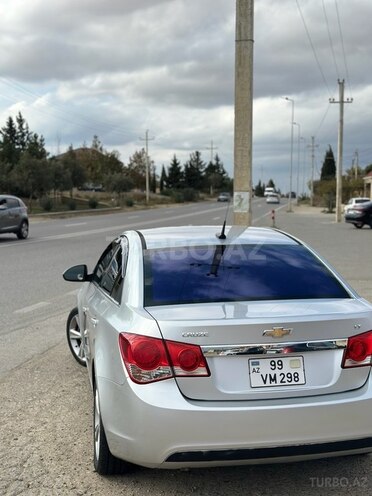 Chevrolet Cruze-2