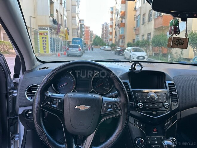 Chevrolet Cruze-4
