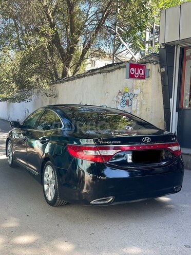 Hyundai Azera-4