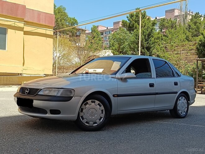 Opel Vectra-9