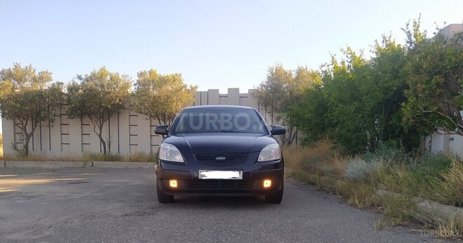 Kia Rio-2