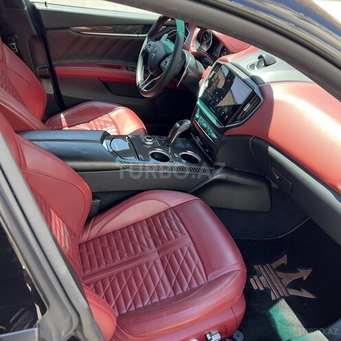 Maserati Ghibli-18