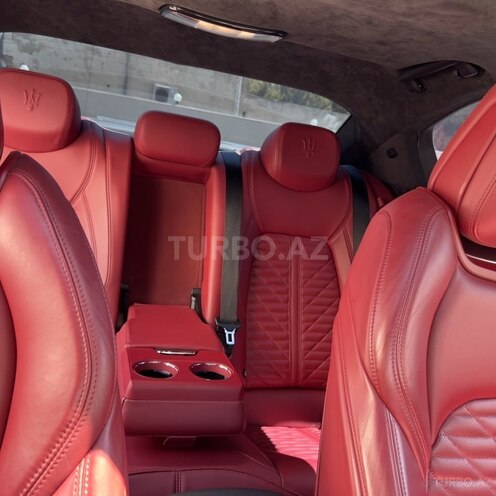 Maserati Ghibli-21