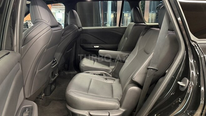 Lexus TX 500h-17