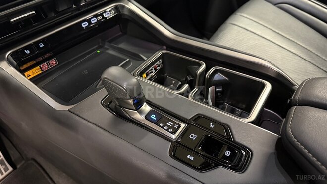Lexus TX 500h-14