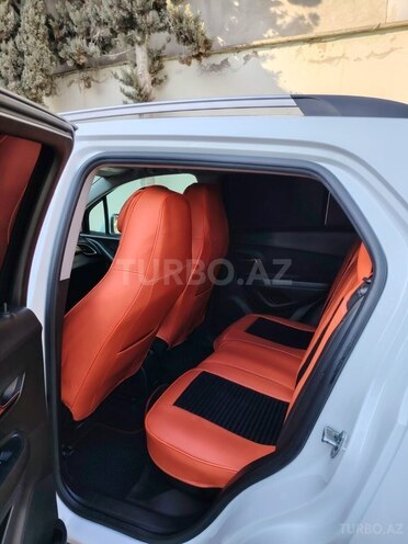 Chevrolet Trax-10