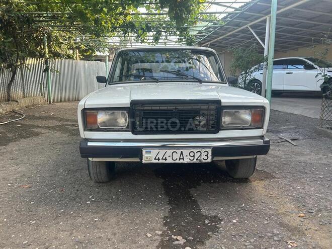 LADA (VAZ) 2107-1