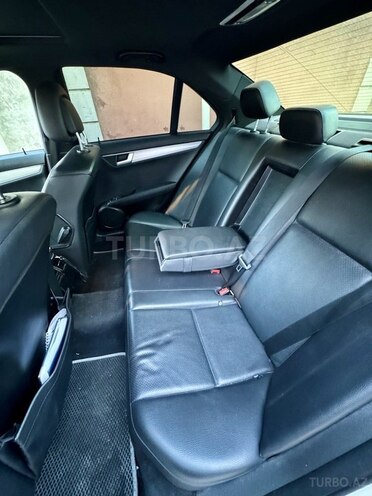 Mercedes C 250-6