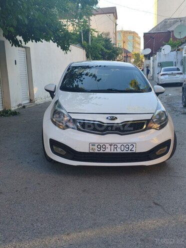 Kia Rio-1