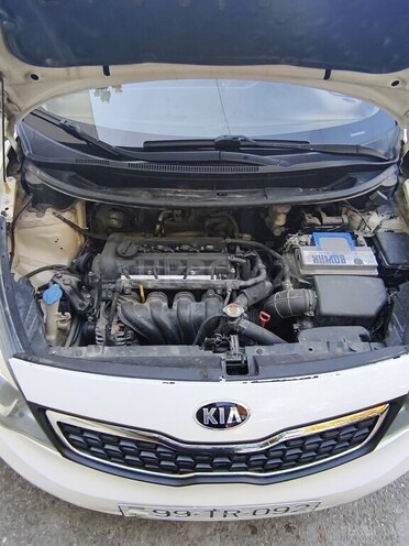 Kia Rio-13
