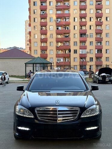 Mercedes S 320-1