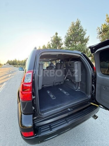 Toyota Land Cruiser Prado-13