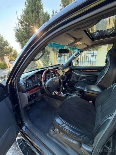 Toyota Land Cruiser Prado-9