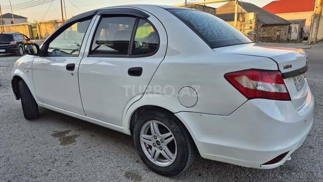 Saipa Saina-9