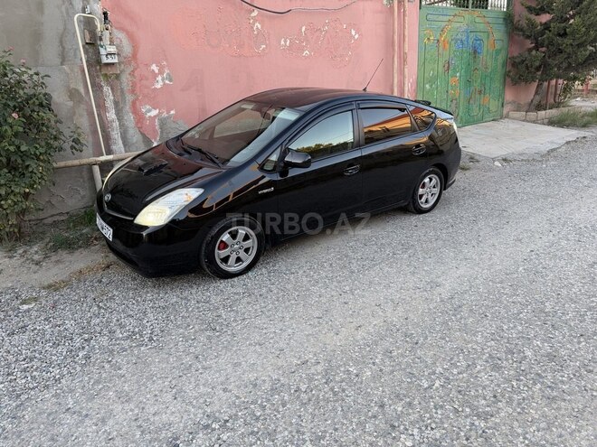 Toyota Prius-2