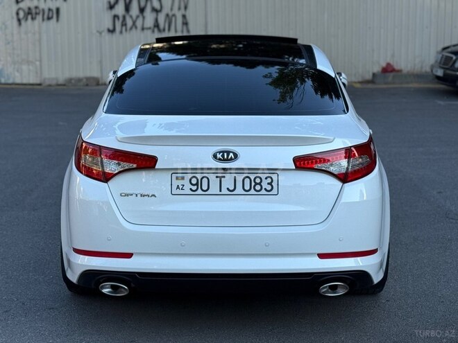 Kia Optima-5