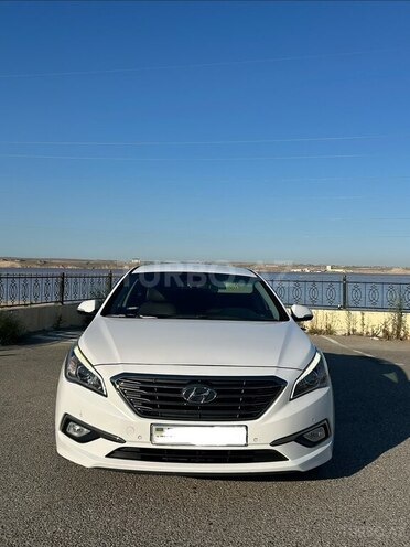 Hyundai Sonata-2