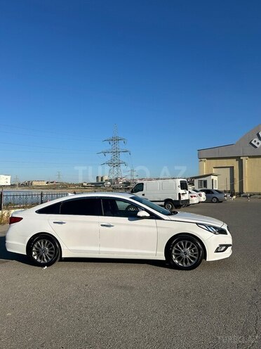 Hyundai Sonata-6
