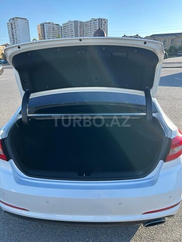 Hyundai Sonata-19