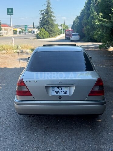 Mercedes C 220-2