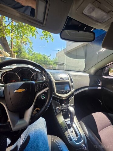 Chevrolet Cruze-8