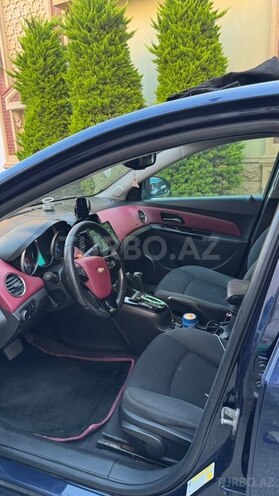 Chevrolet Cruze-10