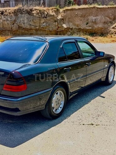 Mercedes C 200-4