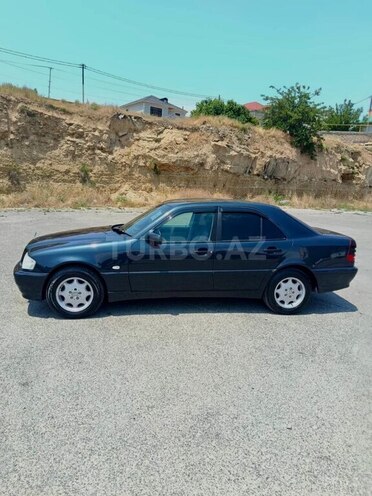 Mercedes C 200-7