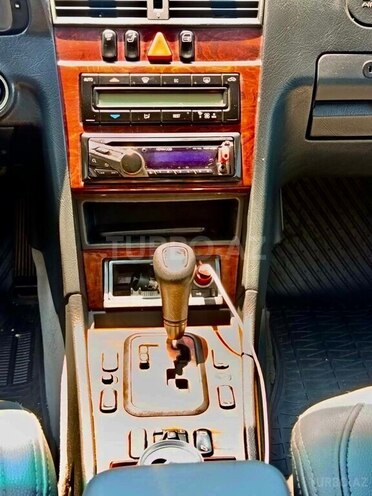 Mercedes C 200-12