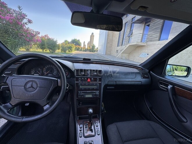 Mercedes C 240-9