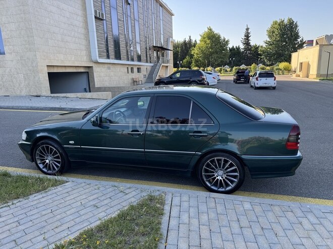 Mercedes C 240-4