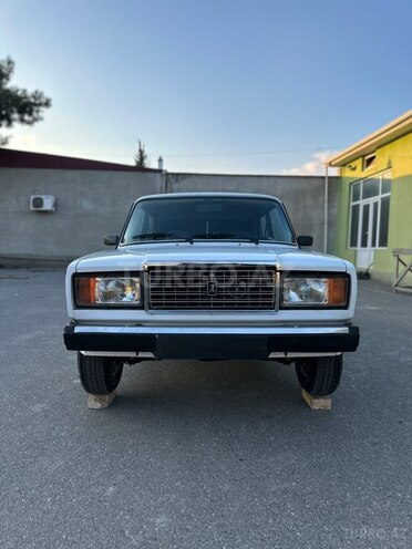 LADA (VAZ) 2107-1