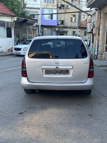 Opel Astra-11