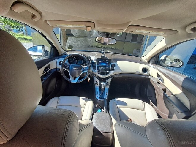 Chevrolet Cruze-3