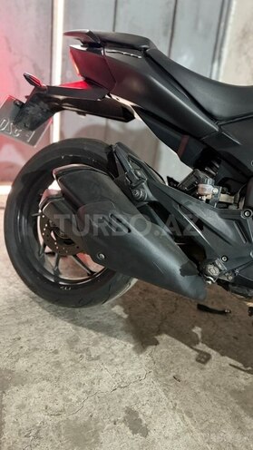 Bajaj Dominar 400-6