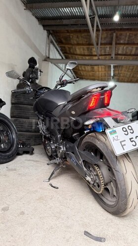 Bajaj Dominar 400-7