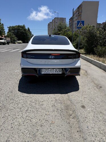 Hyundai Sonata-2
