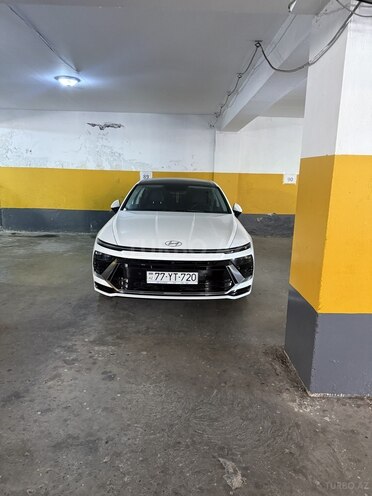 Hyundai Sonata-8