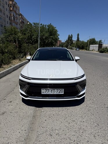 Hyundai Sonata-1