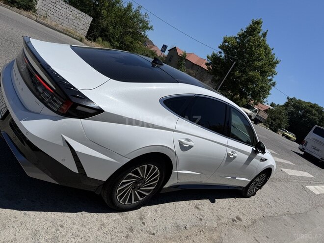 Hyundai Sonata-3