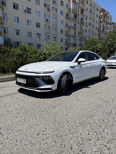 Hyundai Sonata-5