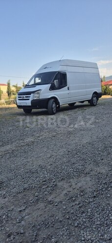 Ford Transit-15