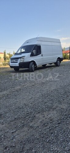 Ford Transit-14